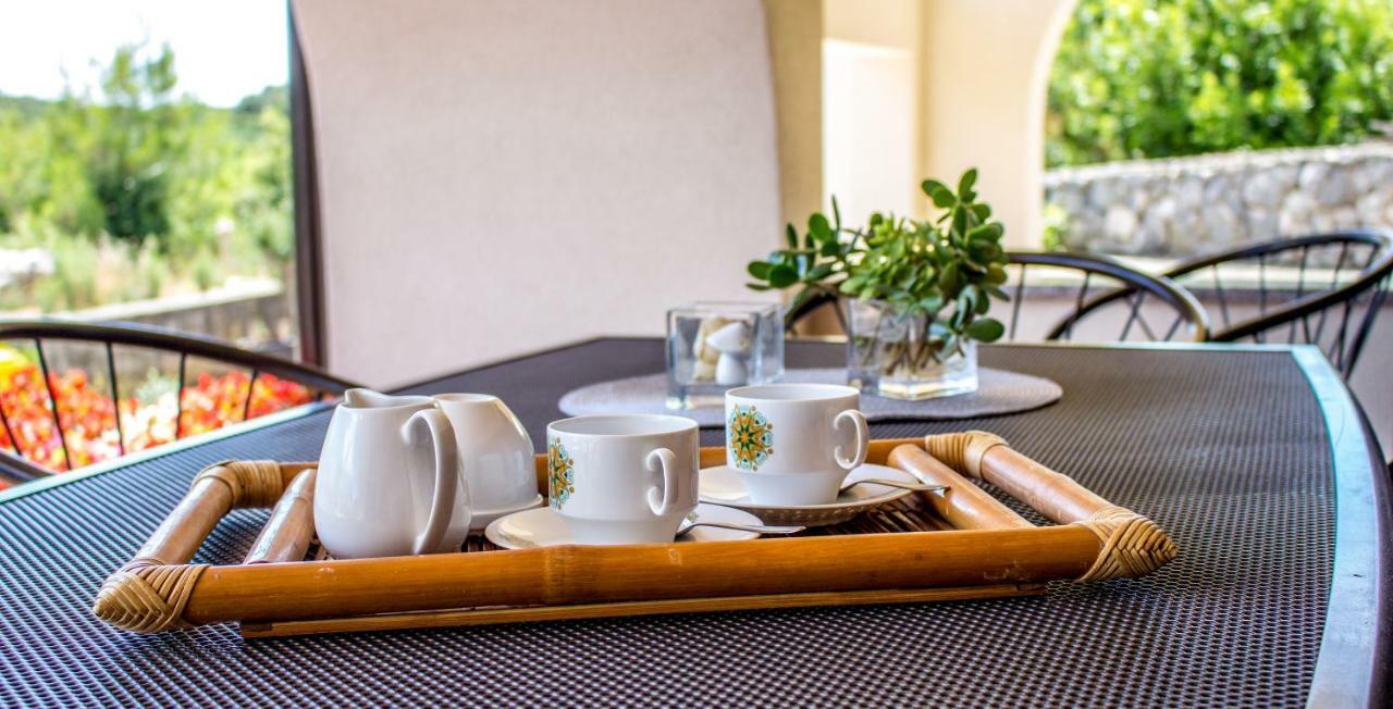 Apartman Mariolina Apartment Đảo Krk Ngoại thất bức ảnh